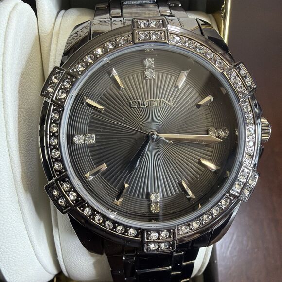 Elgin Mens Bracelet Watch With Matching Bracelet. main image 9
